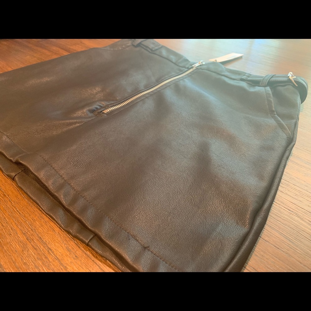 NWT Black Leather Boutique Skirt - Picture 4 of 5